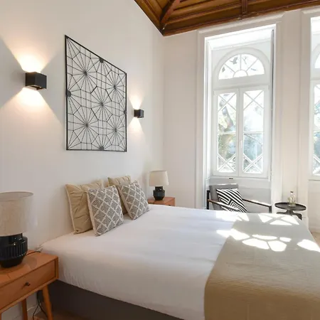 Aparthotel Laa *